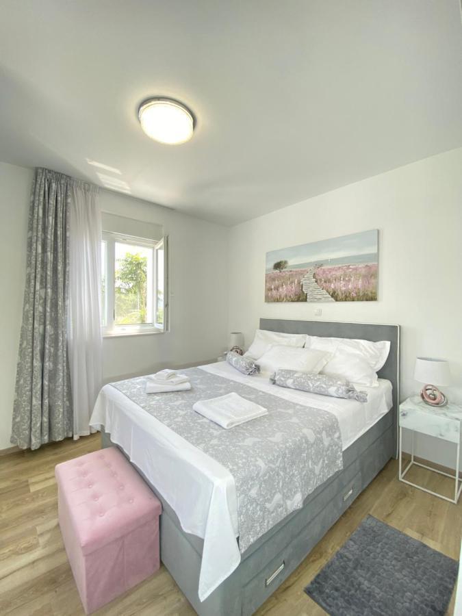 Luxury Marijana Apartment สปลิท ภายนอก รูปภาพ