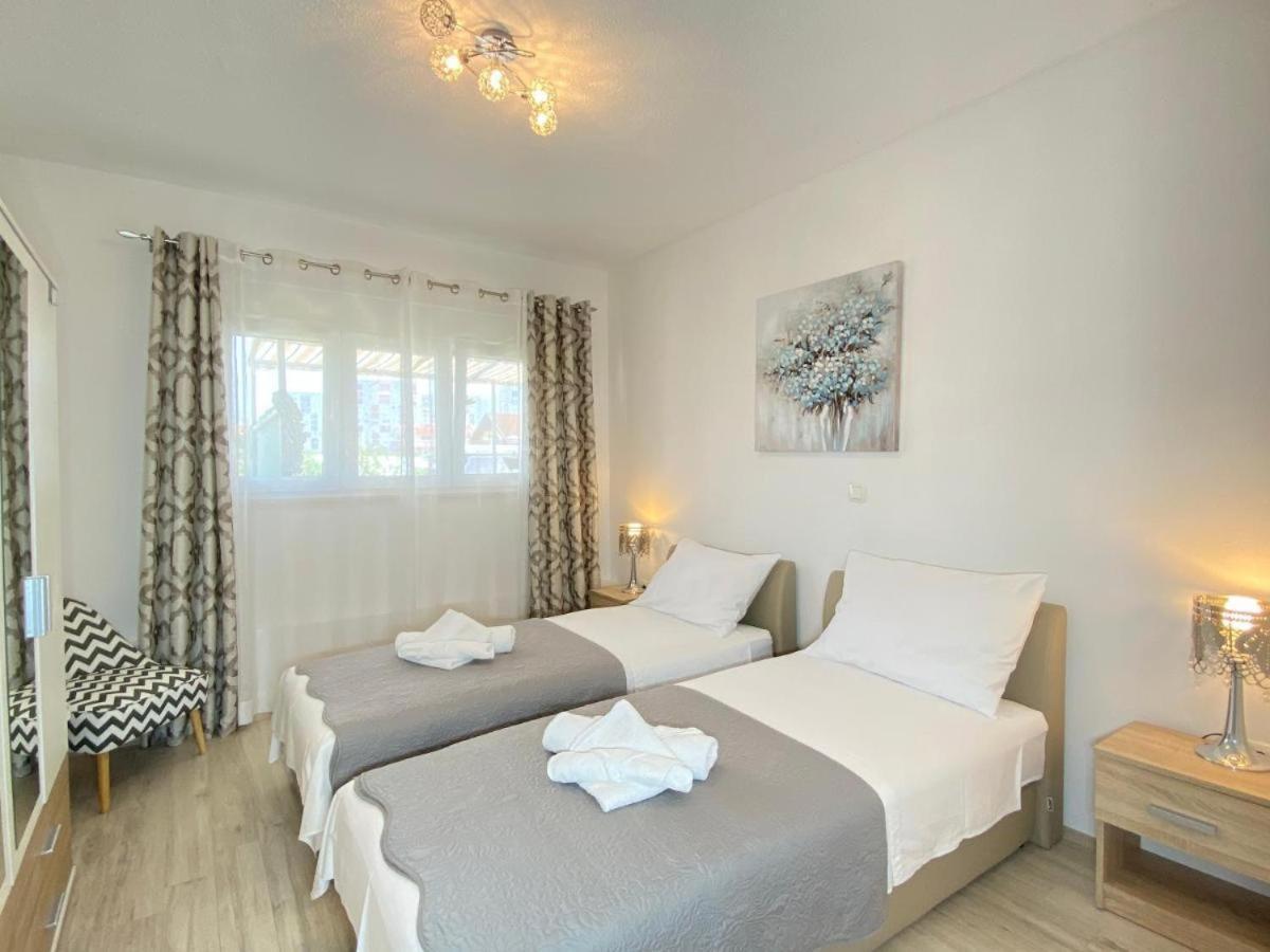 Luxury Marijana Apartment สปลิท ภายนอก รูปภาพ
