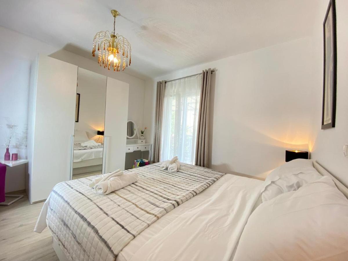 Luxury Marijana Apartment สปลิท ภายนอก รูปภาพ