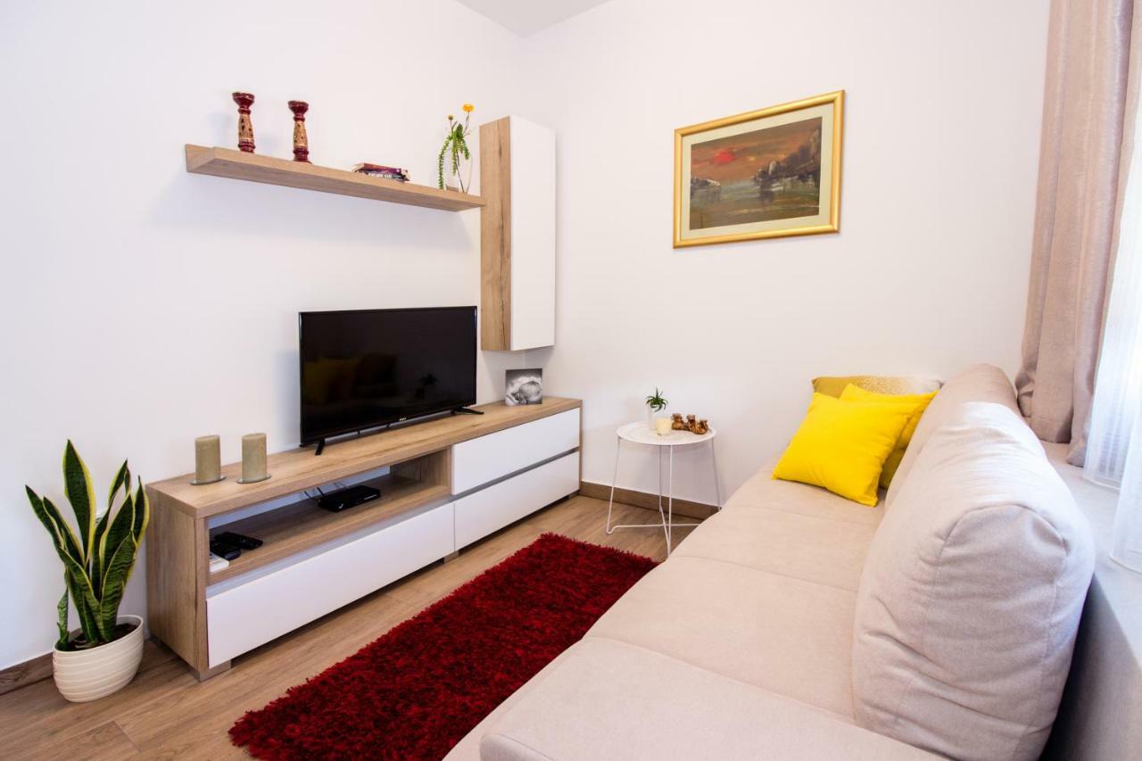 Luxury Marijana Apartment สปลิท ภายนอก รูปภาพ